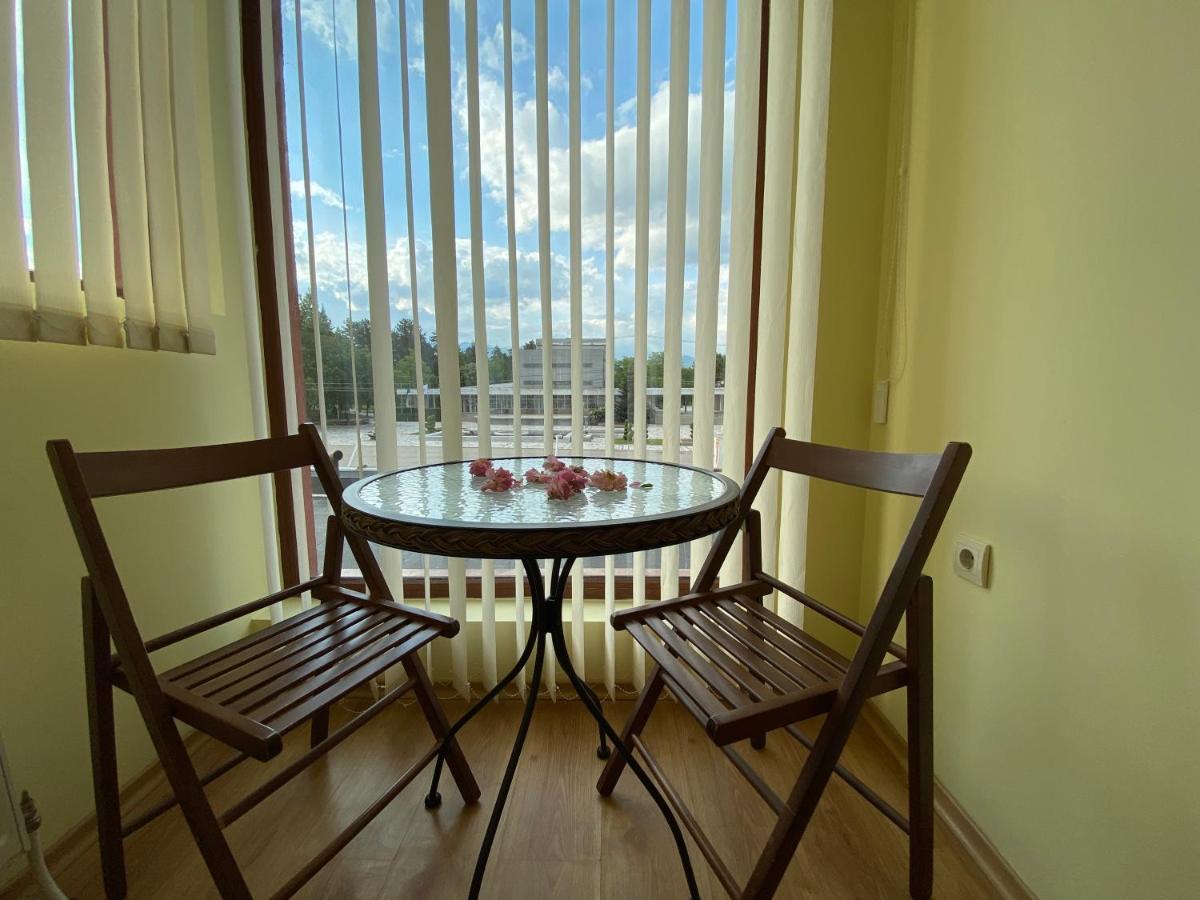 Family Hotel Kavrakovi Pavel Banya Esterno foto
